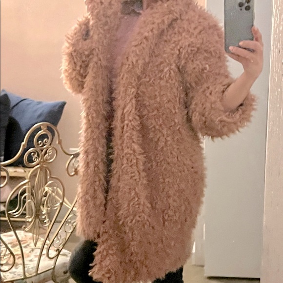 Wild Fable Faux Fur Coat in dusty-rose pink. - Picture 11 of 16